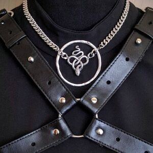 Open the Cellar Door Snake Metal Choker